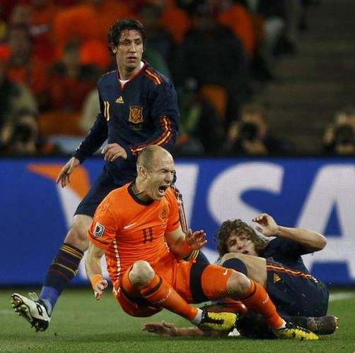 荷兰vs西班牙2014央视解说