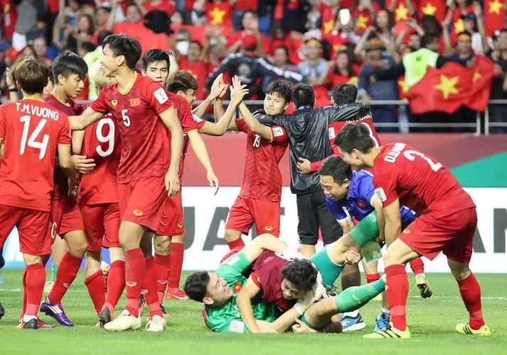 足球中国对韩国比赛回放